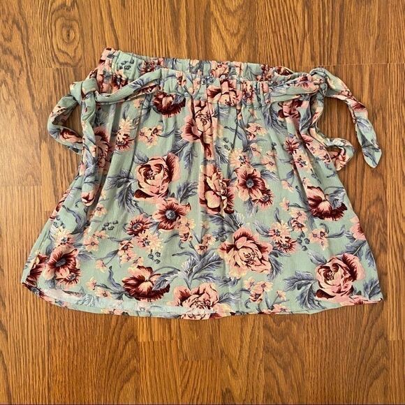 NEW American Eagle Green Floral Mini Skirt XS - Picture 2 of 4